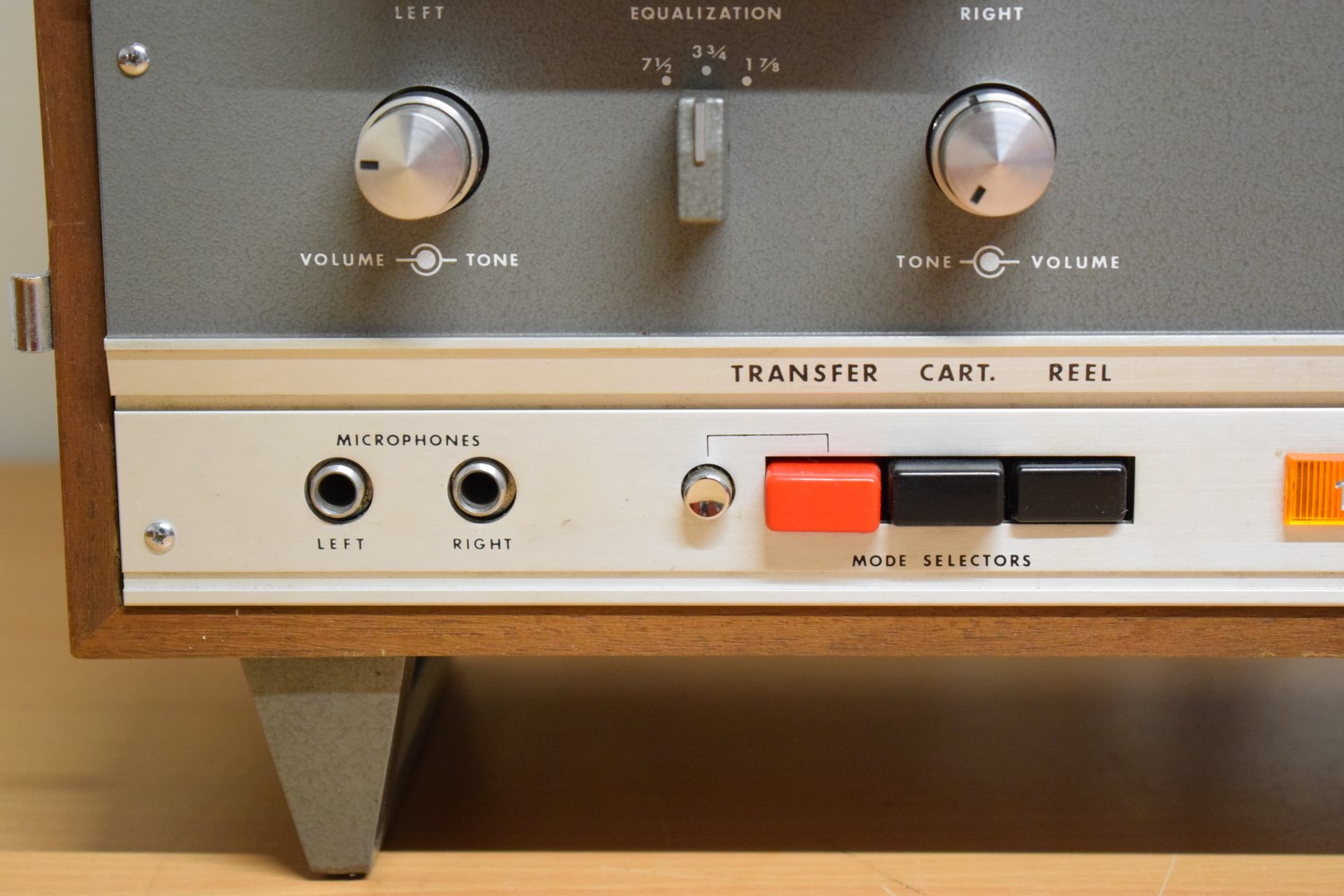 Akai X1800SD Tape Recorder with 8Track player